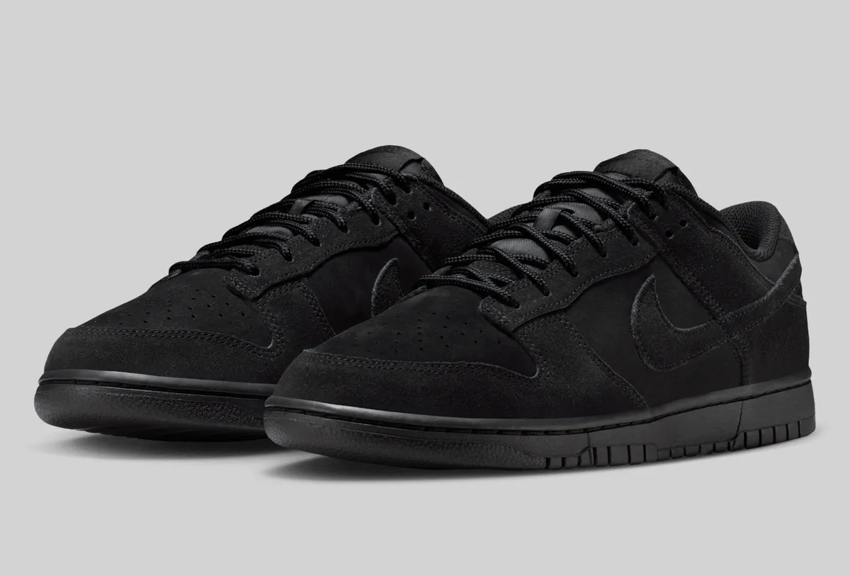 NIKE DUNK LOW RETRO SE / ナイキ ダンク LOW レトロ SE Triple Black