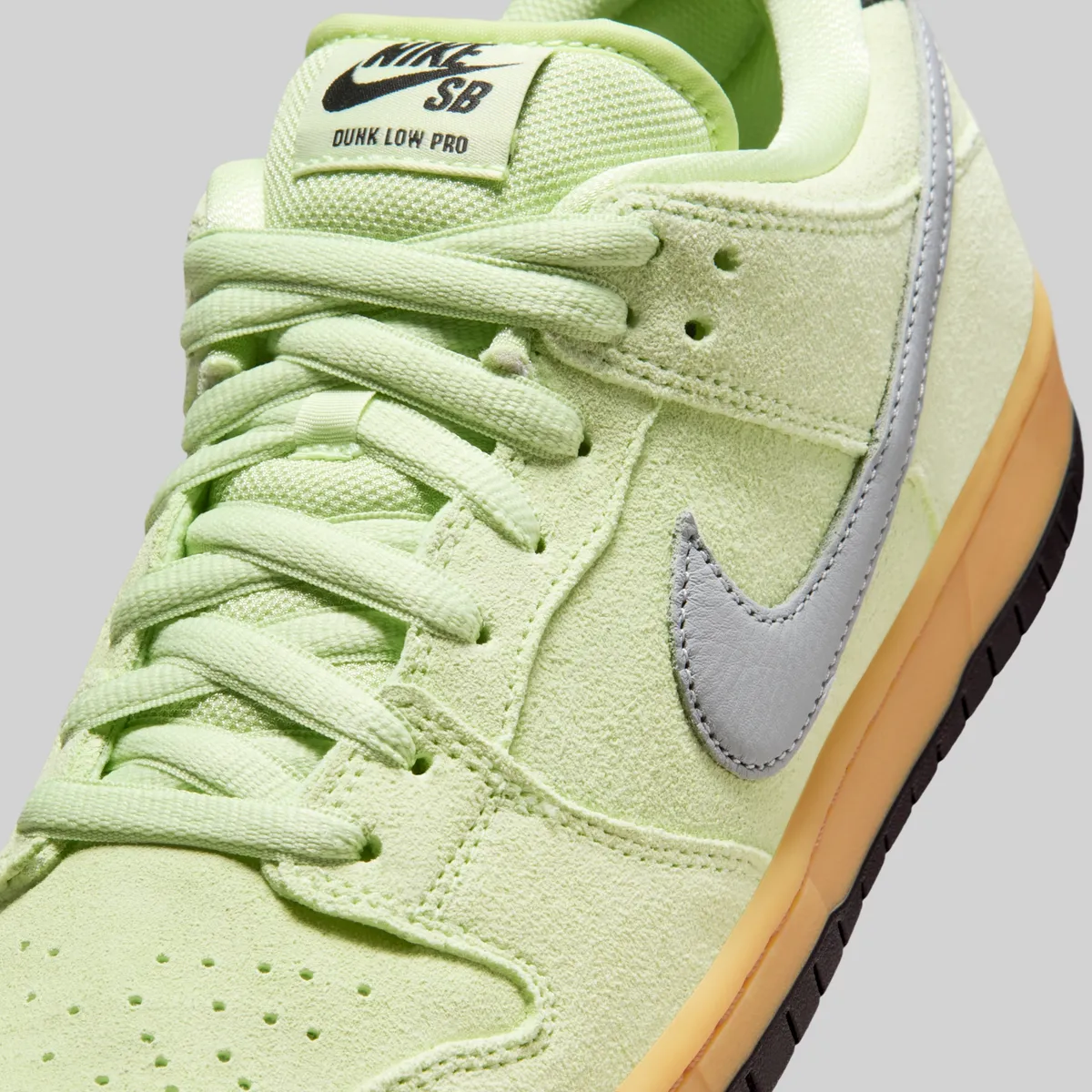 NIKE ナイキダンク SB dunklowクラシックグリーン　26cm 4/3発売｜Nike SB Dunk Low Pro 