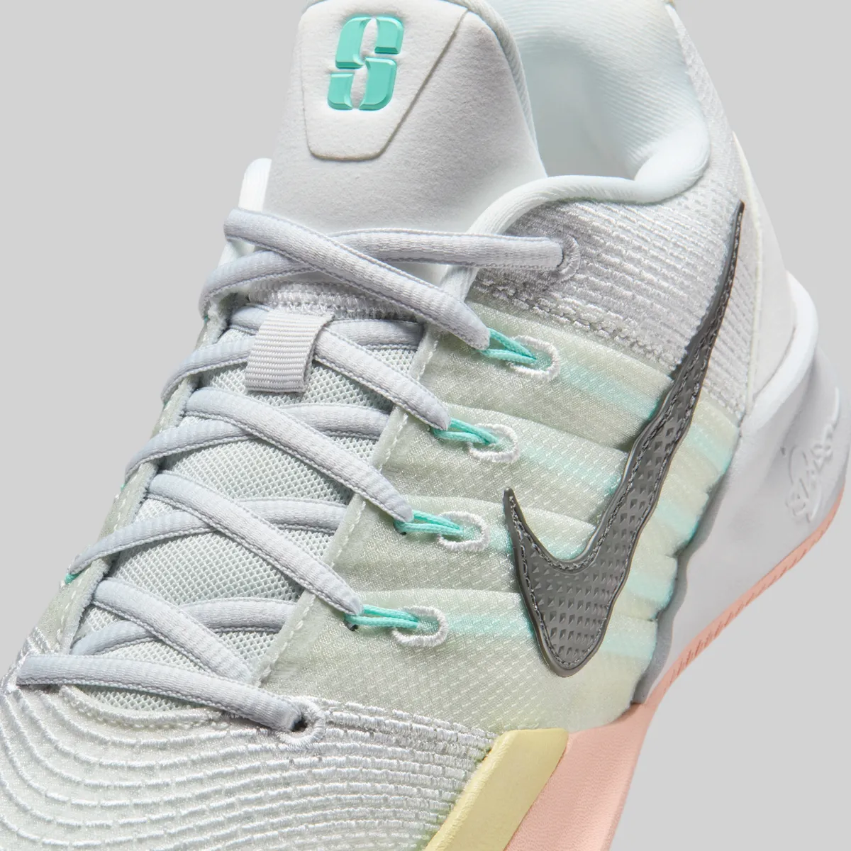 9/6発売 NIKE SABRINA 3 EP / ナイキ サブリナ 3 EP 