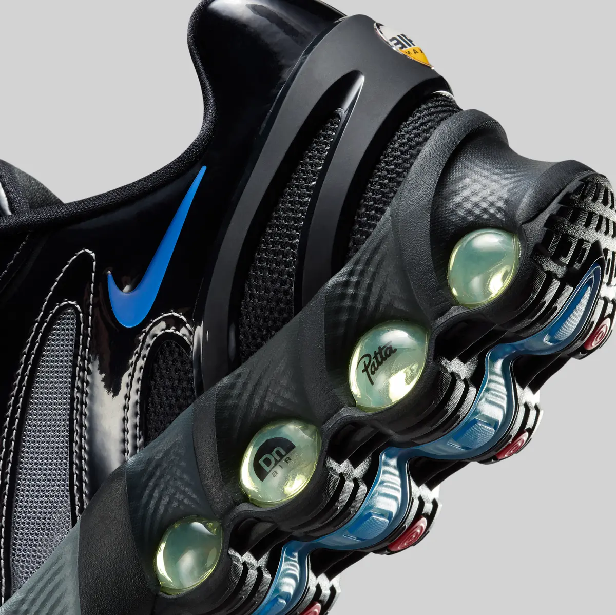 PATTA x NIKE AIR MAX Dn8 / パタ x ナイキ エア マックス Dn8 lIB4029