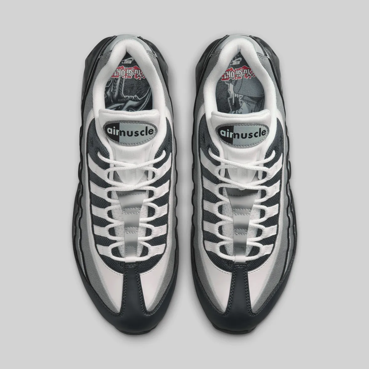遊戯王 nike ショルダーバック　完全非売品　レッドアイズ　エアマックス 遊戯王 nike ショルダーバック 非売品 レッドアイズ エア