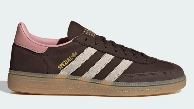 adidas 日本代表！ジョホールバルの歓喜！オシャレすぎる！ 日本新では止まらない。さらに上へ駆け上がる。 日本中の声援を