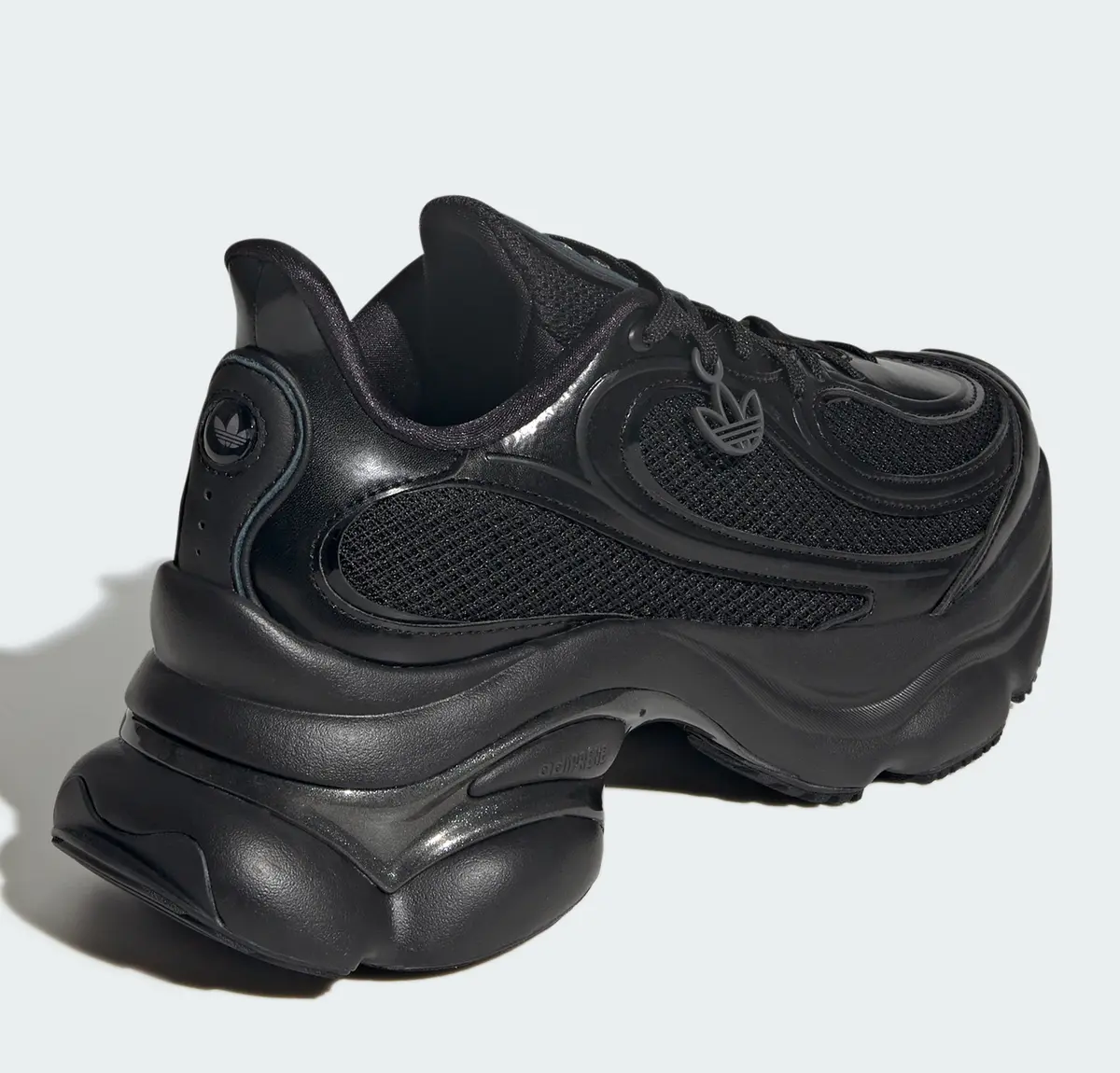 オズヴィーナス / OZVENUZ 24.0㎝ adidas 新品未使用 アディダス
