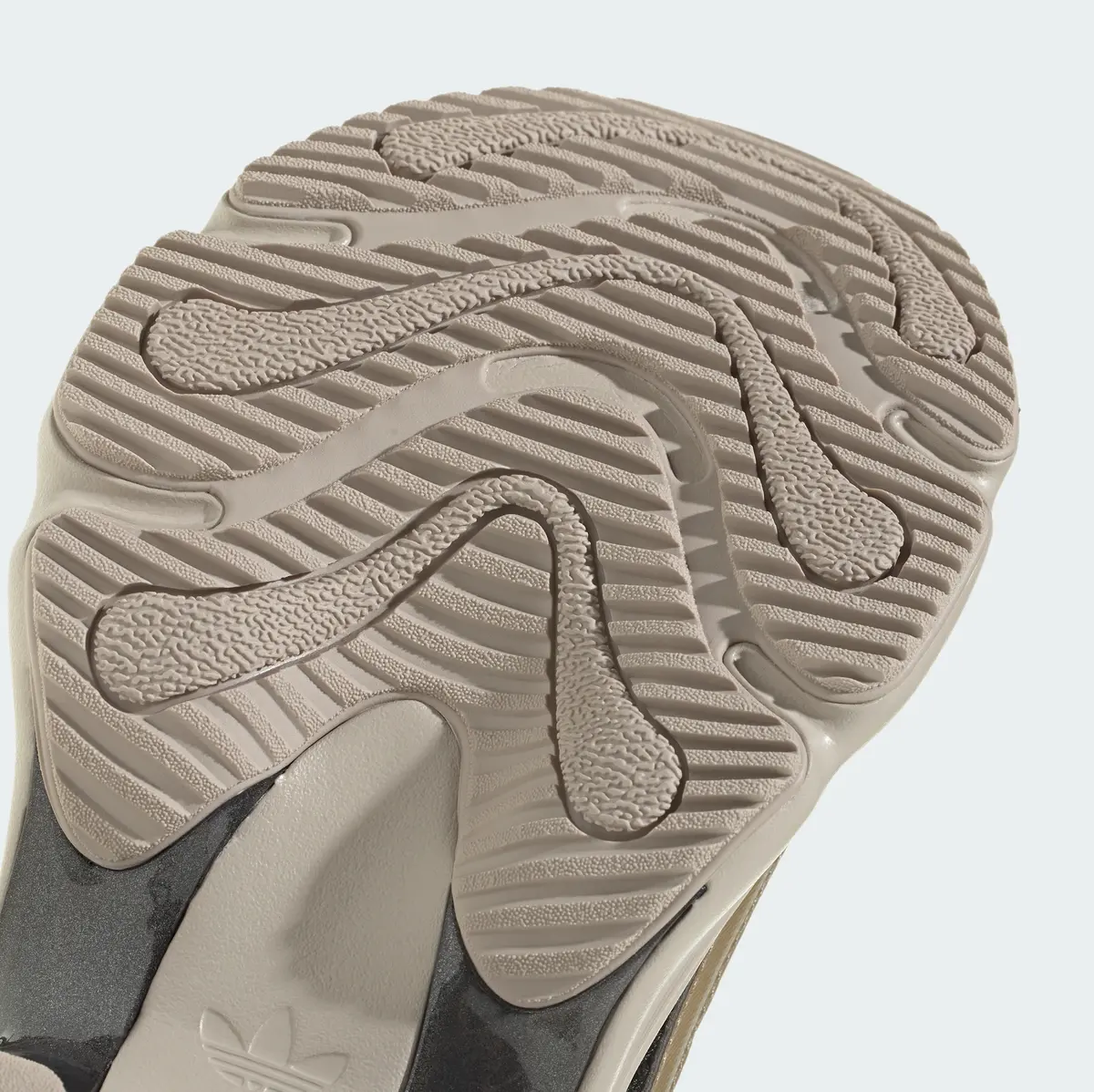 靴 adidas OZVENUZ Wonder Beige adidas Originals OZVENUZ KI0583 Core Black / Cyber Metallic