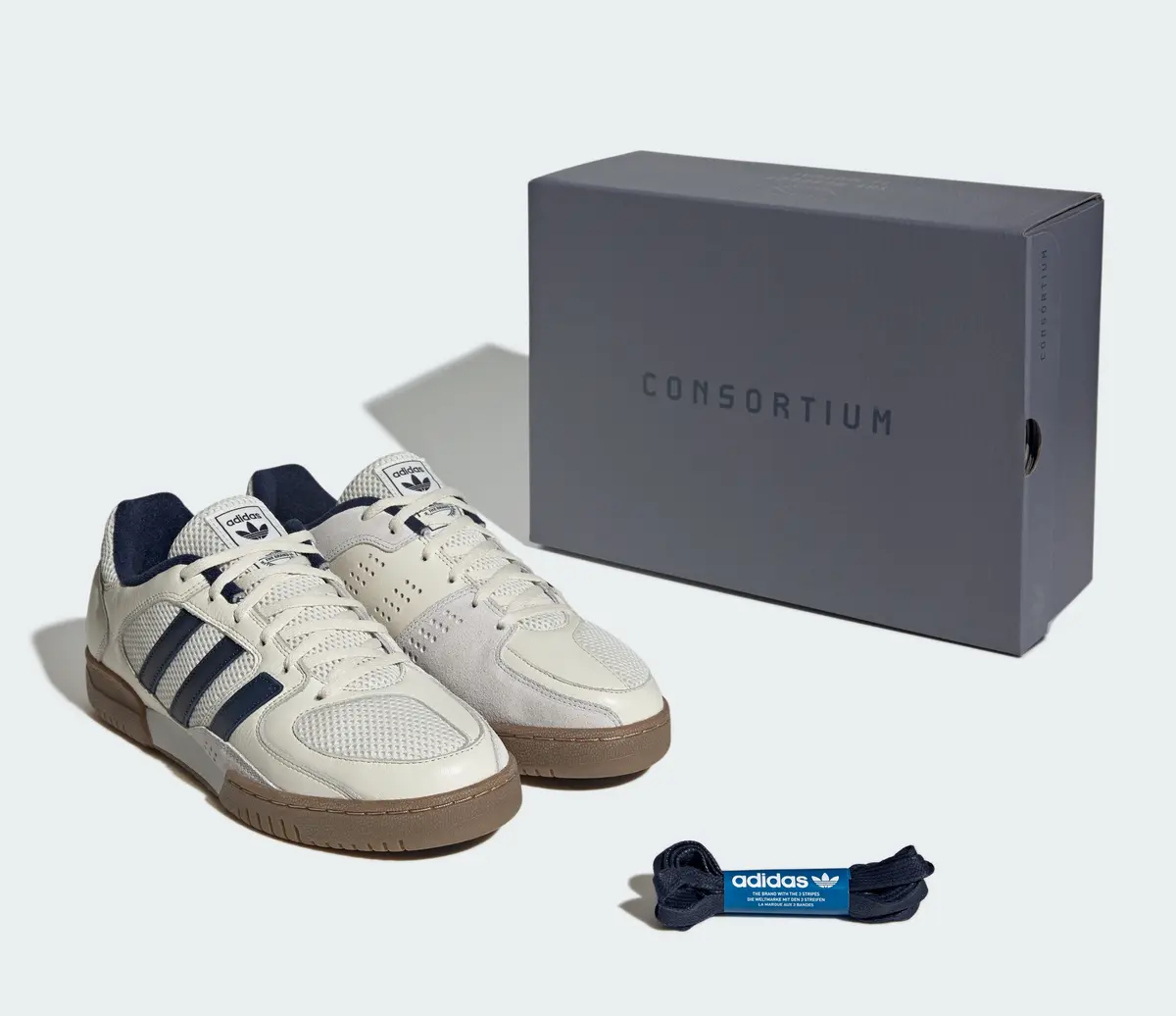 9/15発売 END. x ADIDAS ORIGINALS FECHTEN INDOOR BY
