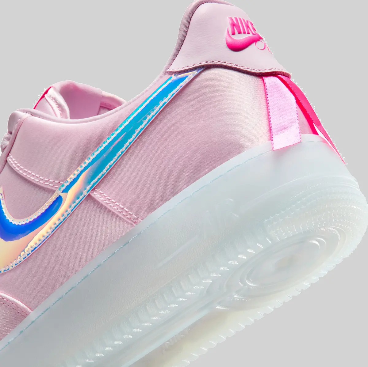 NIKE AIR FORCE 1 LX / ナイキ エア フォース 1 LX Pink Foam