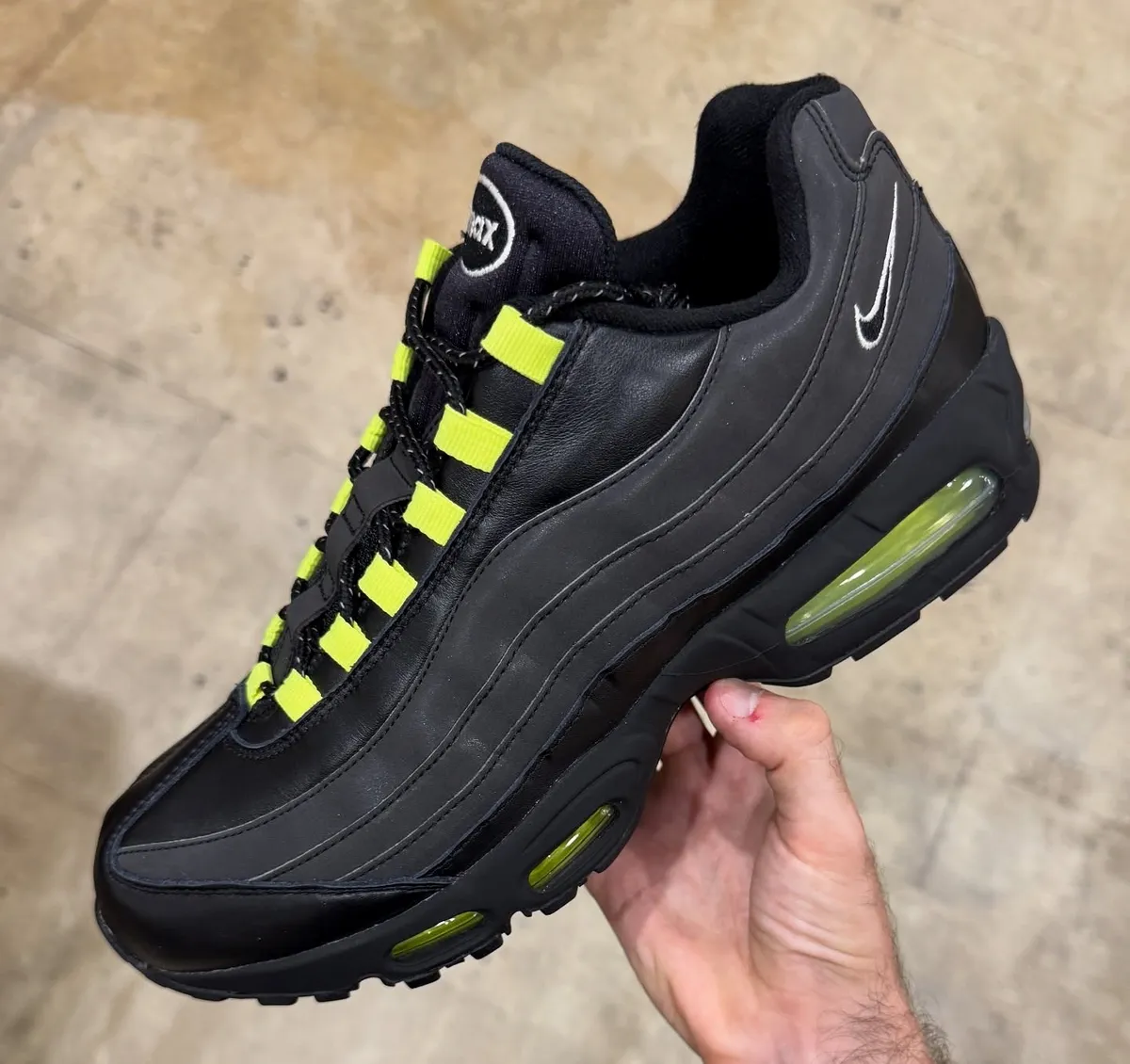 11/1発売 NIKE AIR MAX 95 SE / エア マックス 95 SE 