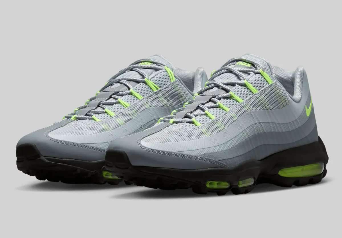 NIKE AIRMAX95 LDV　フィギュア レア】ナイキ NIKE オフィシャル エアマックス95 スニーカー