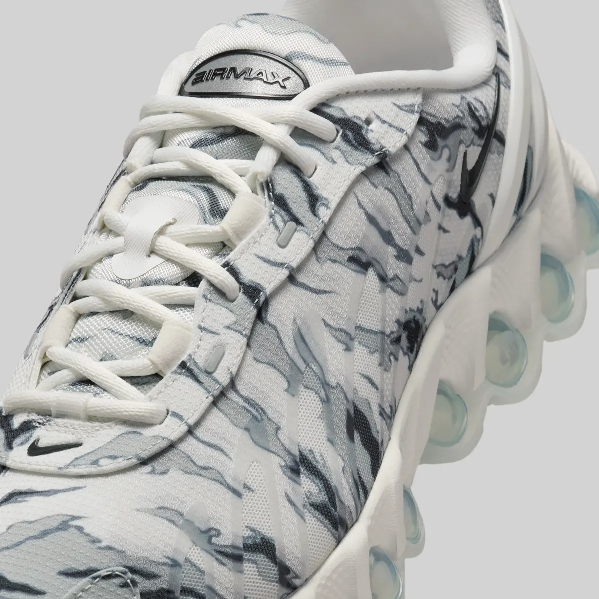 10/27発売 NIKE AIR MAX Dn8 PREMIUM / ナイキ エア マックス Dn8