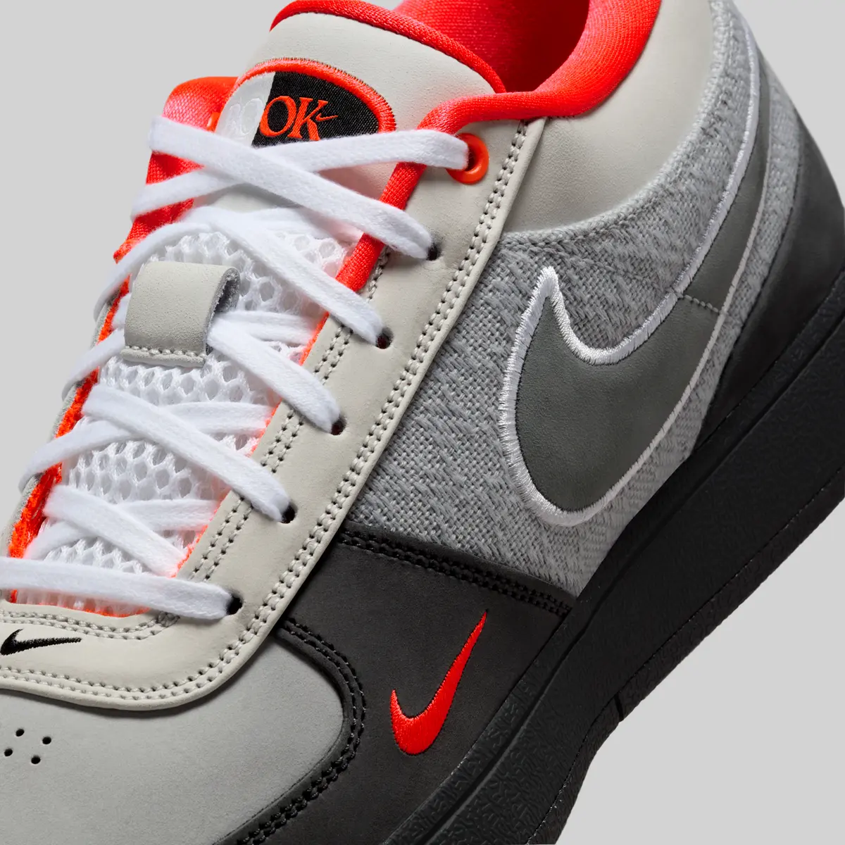 10/5発売 NIKE BOOK 1 / ナイキ ブック 1 AM95 Solar Red IR0839-001