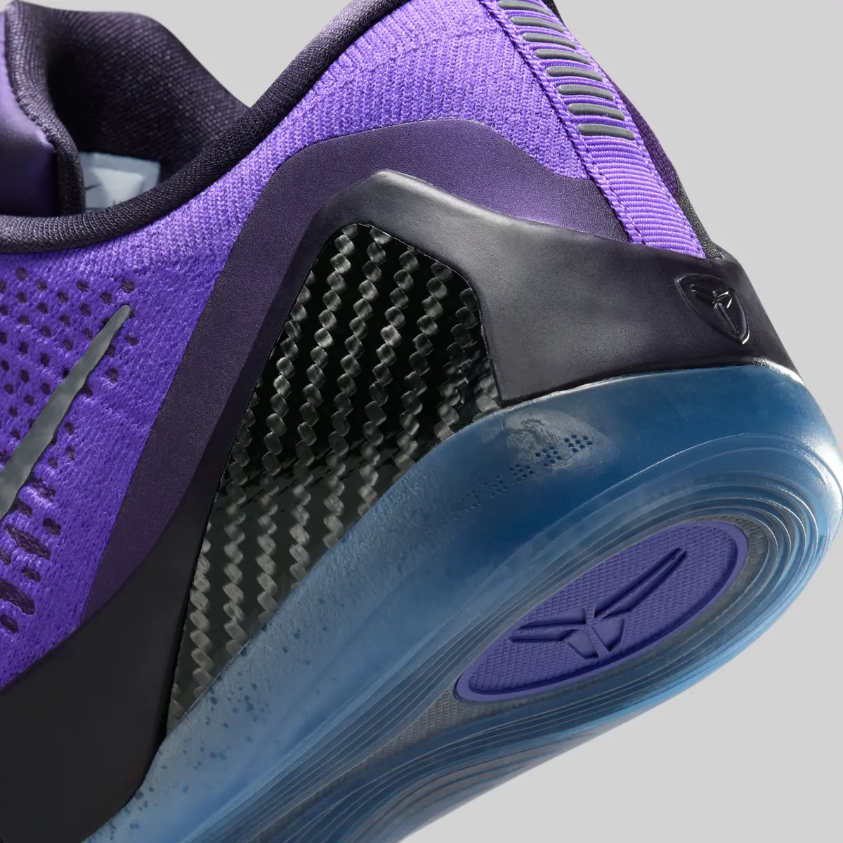 10/30発売 NIKE KOBE 9 ELITE LOW PROTRO / ナイキ コービー 9