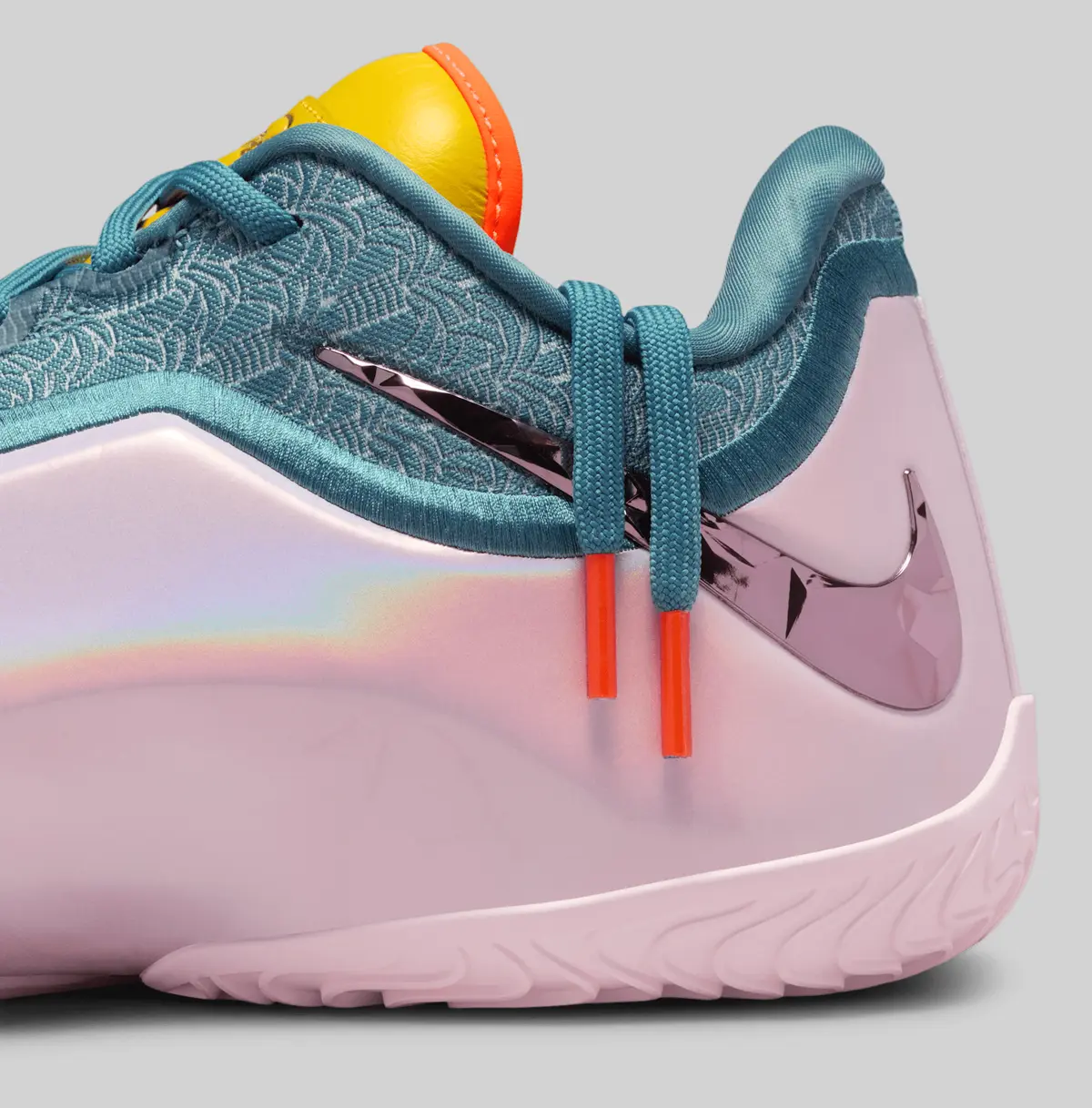 NIKE LEBRON 23 / ナイキ レブロン 23 