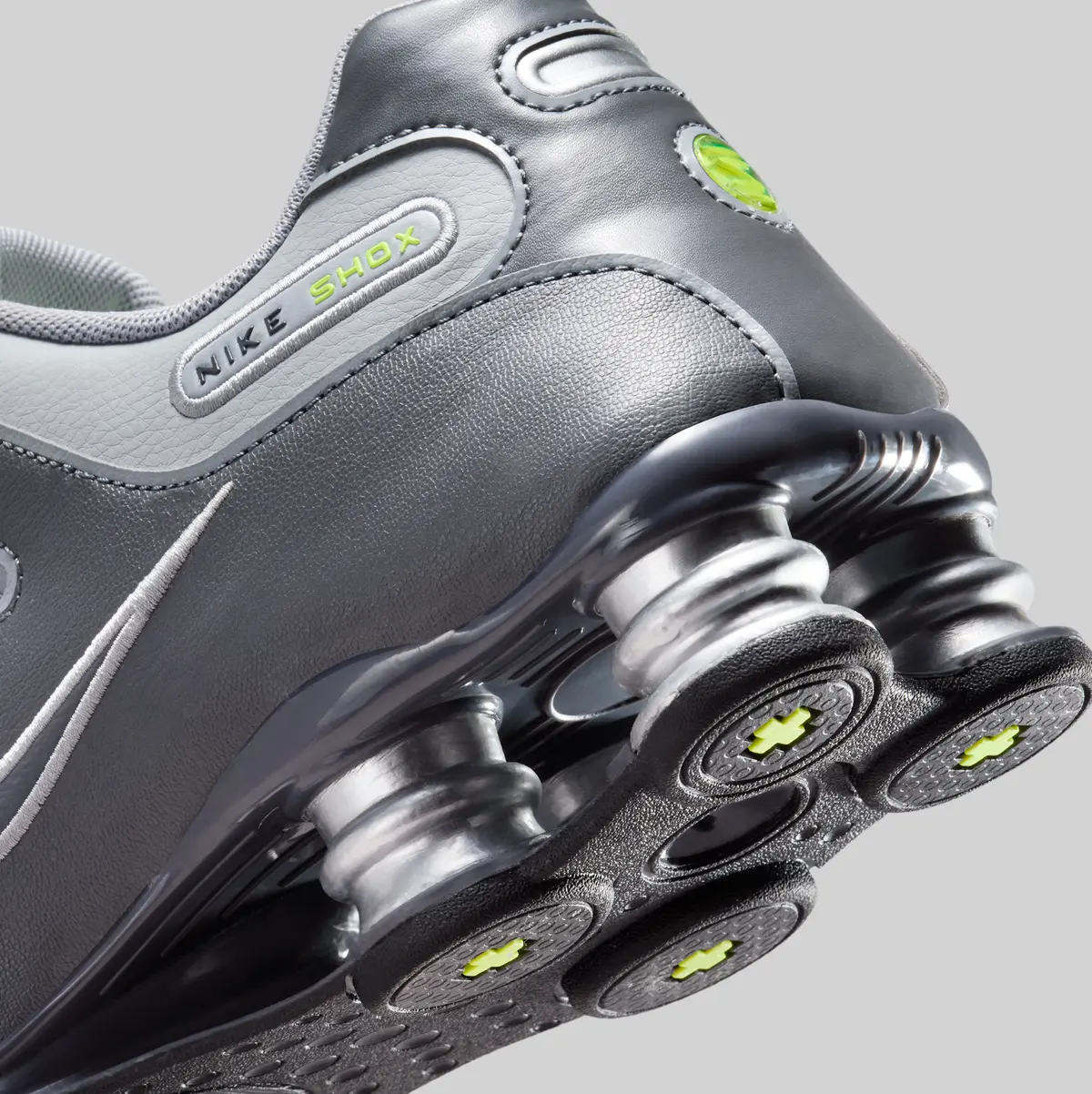 NIKE SHOX NZ / ナイキ ショックス NZ グレー ボルト