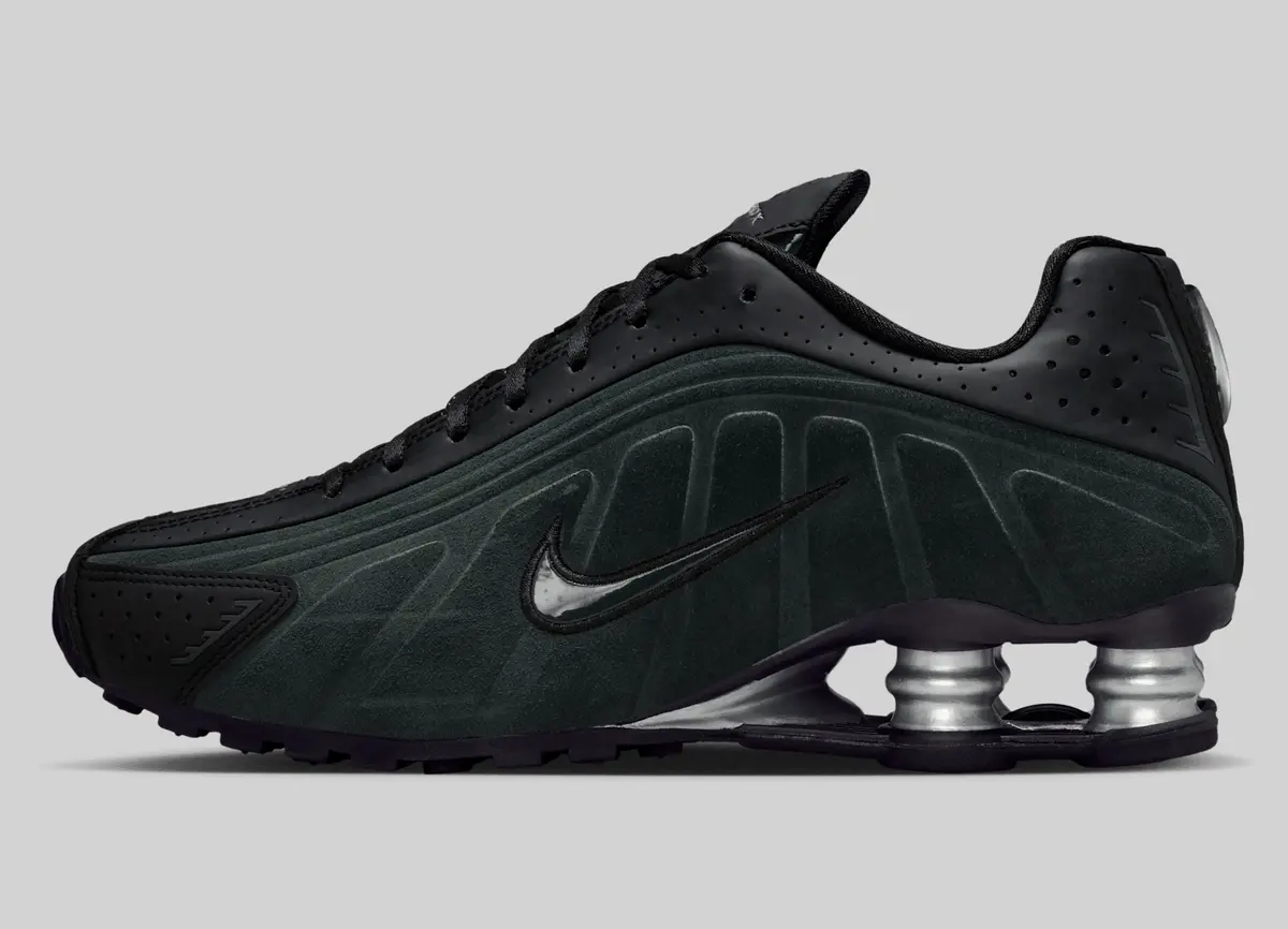 NIKE SHOX R4 / ナイキ ショックス R4 HQ7739-002 | スニーカーラボ