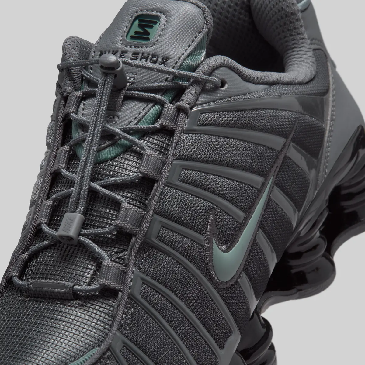 NIKE SHOX TL / ナイキ ショックス LT Iron Grey Black Reflect Silver