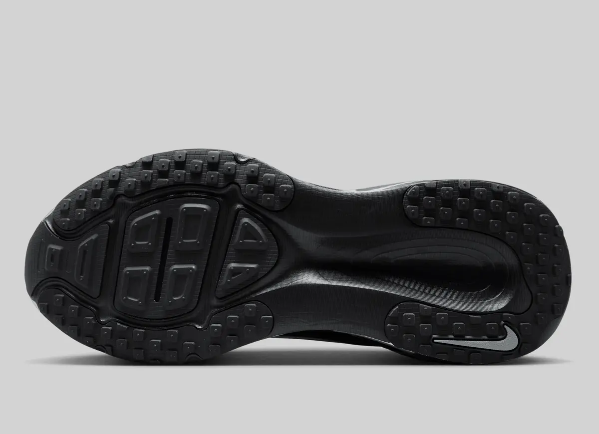 NIKE VOMERO 18 / ナイキ ボメロ 18 | スニーカーラボ