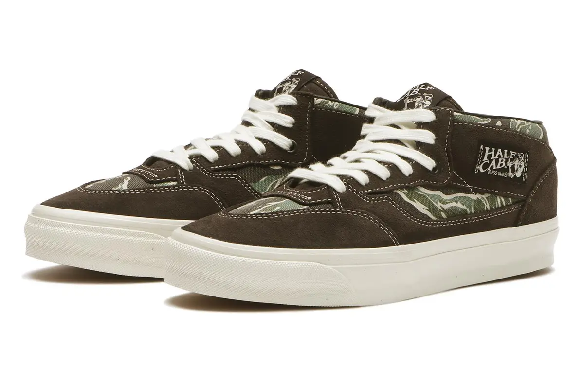 VANS-PREMIUM-HALF-CAB-REISSUE-