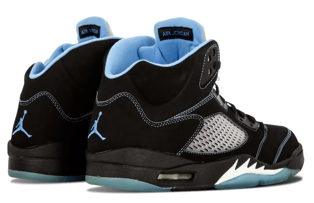 ナイキストア エアジョーダン5 レトロ ユニバーシティブルー UNC 27.5 ナイキストア エアジョーダン5 レトロ ユニバーシティブルー UNC