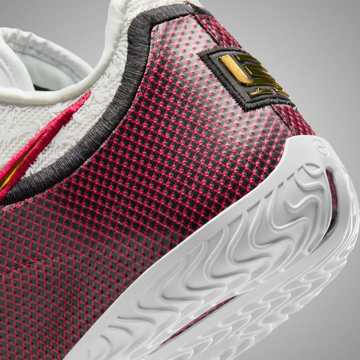 11/1発売 NIKE LEBRON 23 EP / ナイキ レブロン 23 EP 