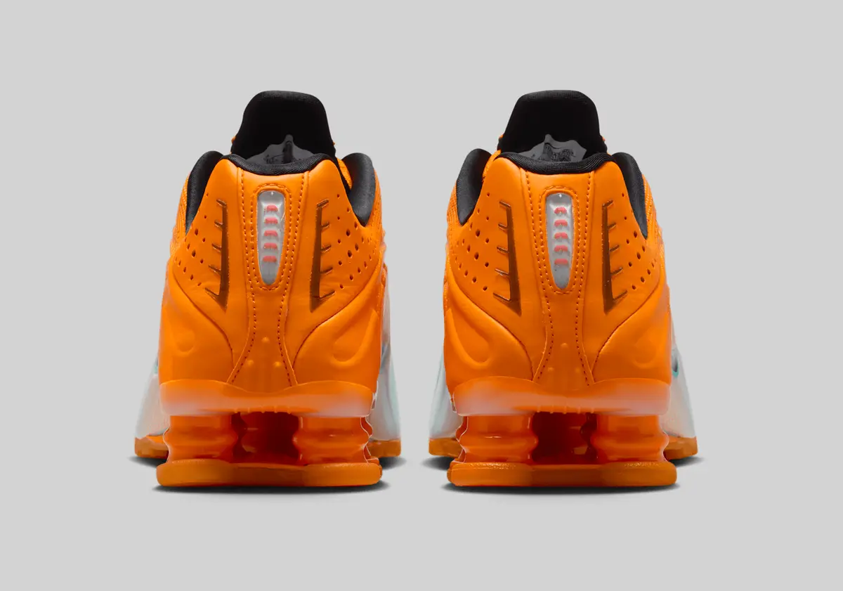 NIKE SHOX R4 / ナイキ ショックス R4 Vivid Orange IH2343-801
