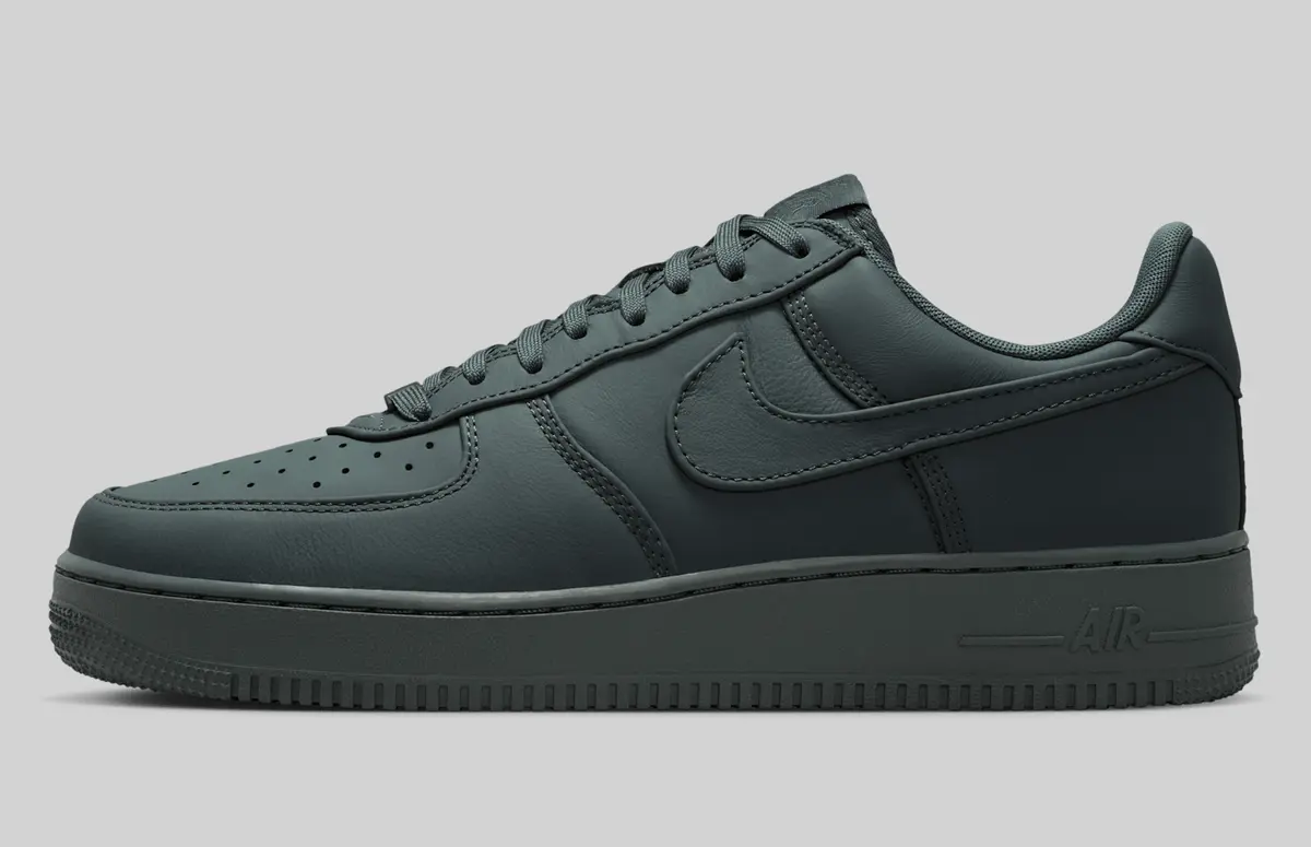 NIKE AIR FORCE 1 LOW RETRO PREMIUM / ナイキ エア フォース 1