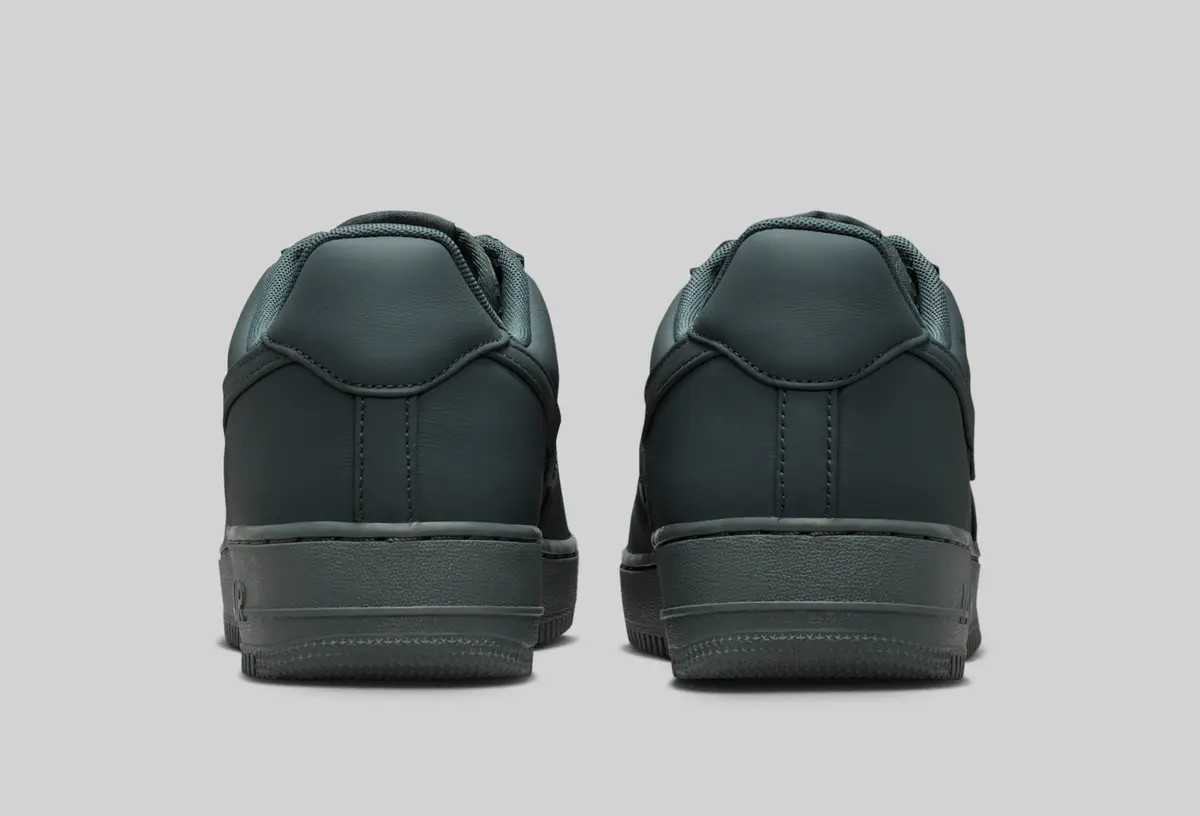 11/1発売 NIKE AIR FORCE 1 LOW RETRO PREMIUM / ナイキ エア フォース