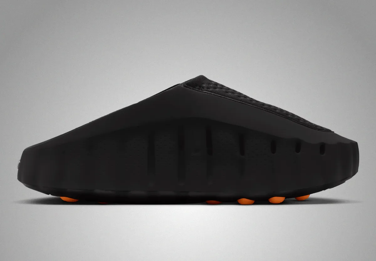 1/24発売 NIKE MIND 001 / ナイキ マンイド 001 Black Hyper Crimson