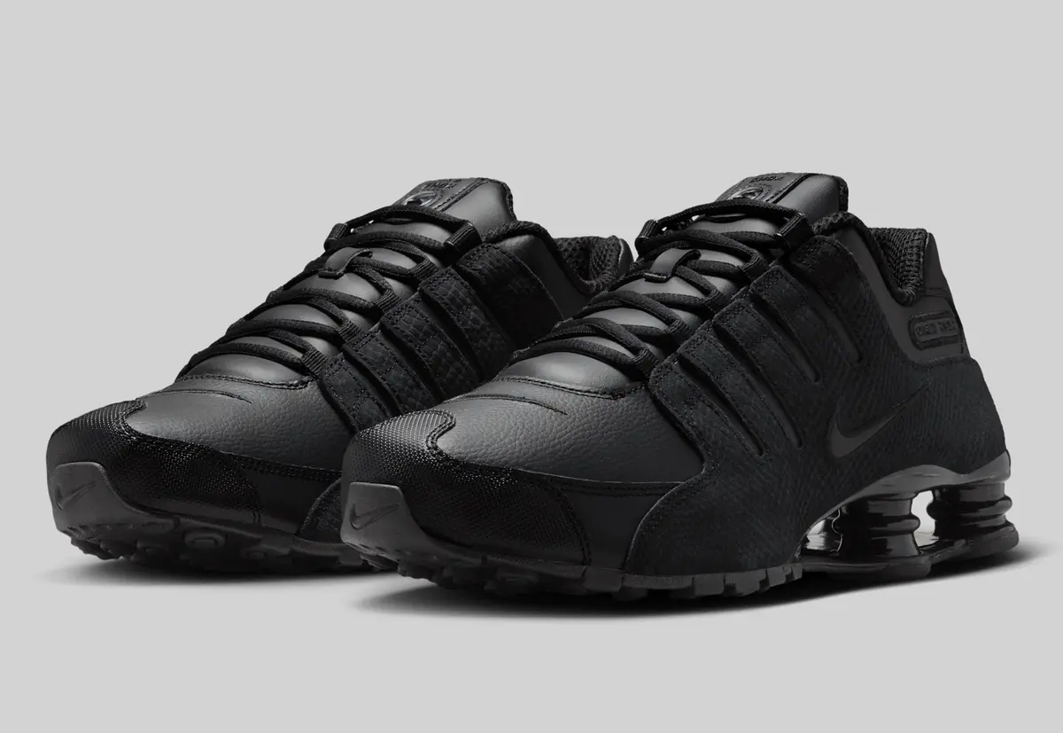 Nike Shox ブラックスニーカー NIKE SHOX NZ / ナイキ ショックス NZ Triple Black 378341-001