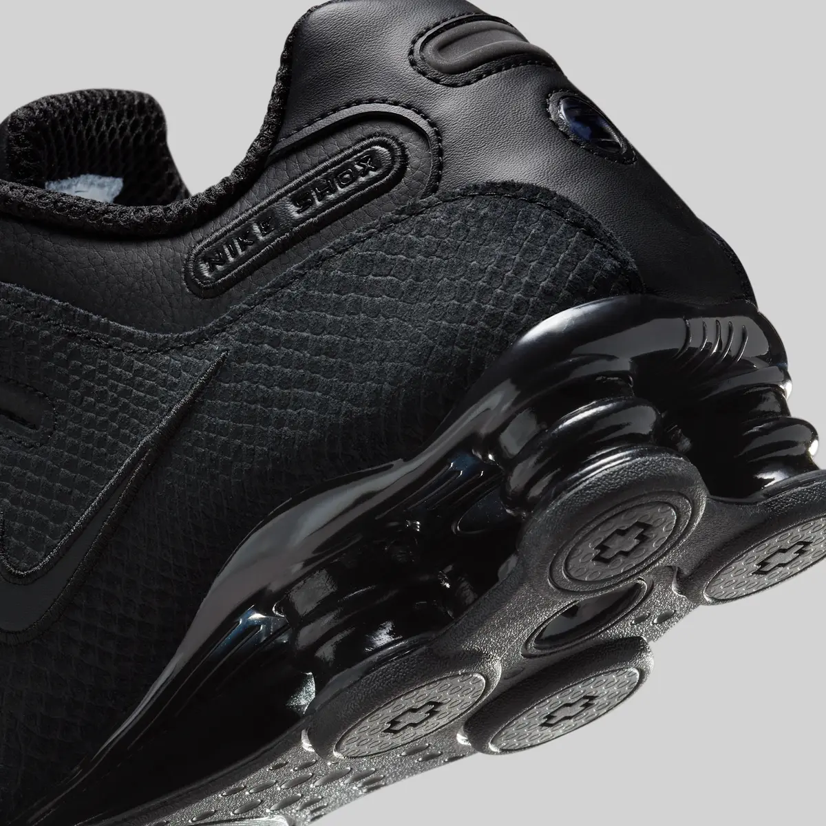 Nike Shox ブラックスニーカー Nike Shox スニーカー | ブラック | FARFETCH JP