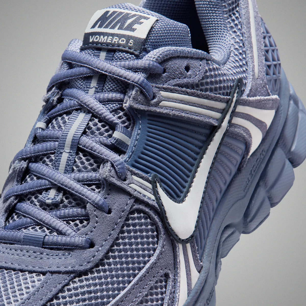 NIKE ZOOM VOMERO 5 / ナイキ ズーム ボメロ 5 World Indigo