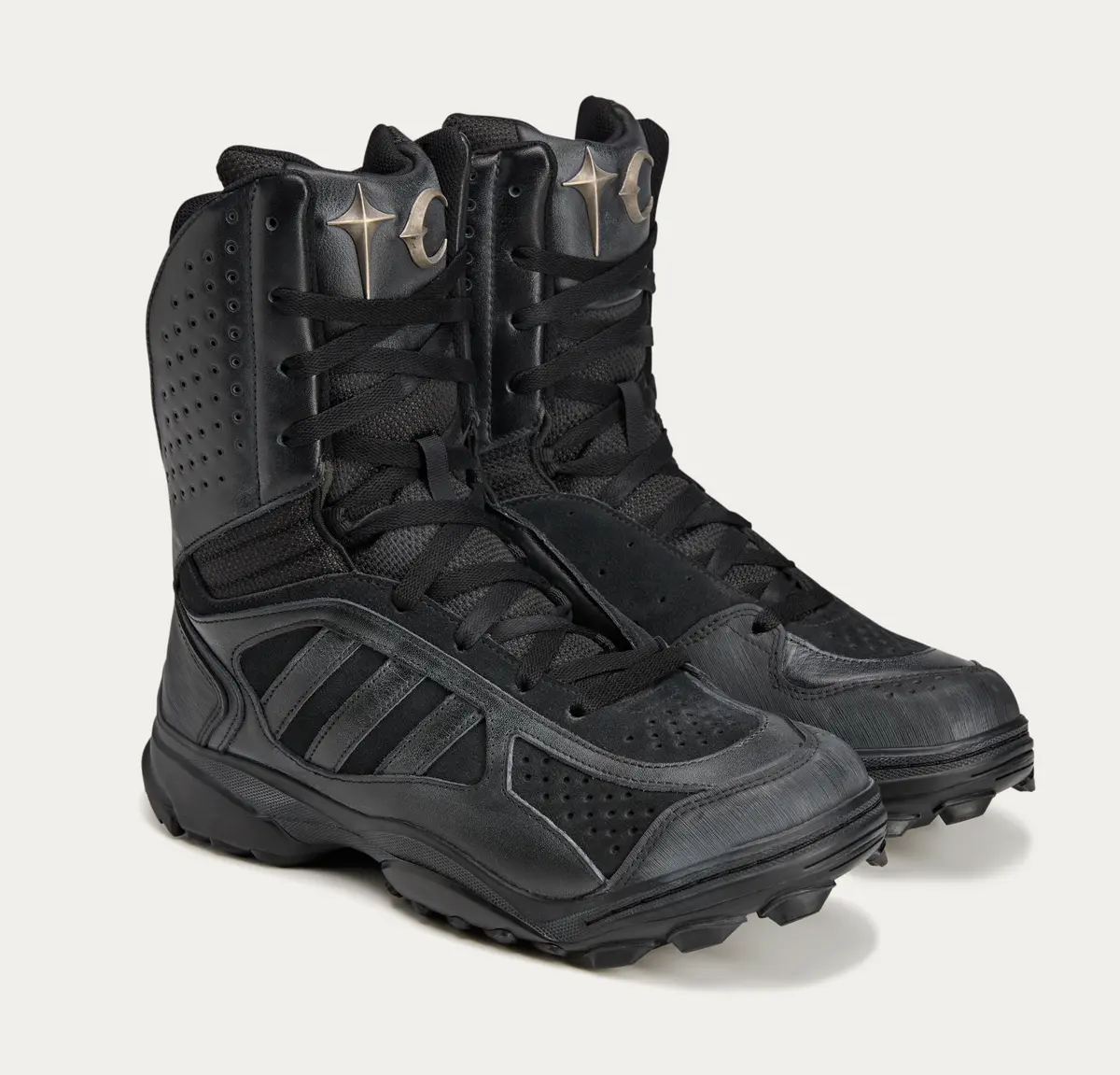 10/20発売 THUG CLUB x ADIDAS ORIGINALS GSG9 BOOTS / サグ