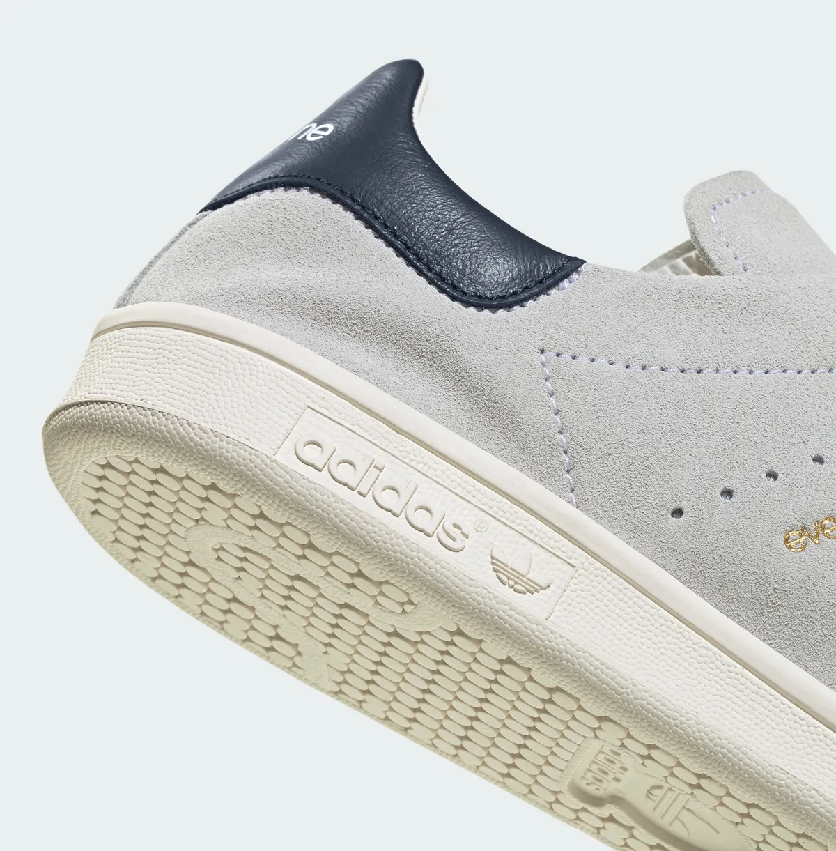 11/22発売 EVERYONE x ADIDAS ORIGINALS STAN SMITH DECON