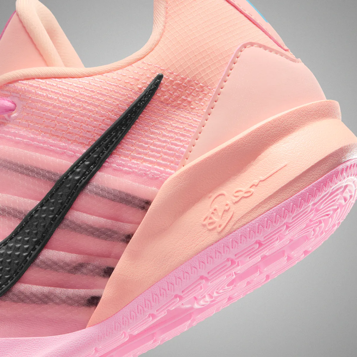 12/6発売 NIKE SABRINA 3 EP / ナイキ サブリナ 3 EP Crimson Tint