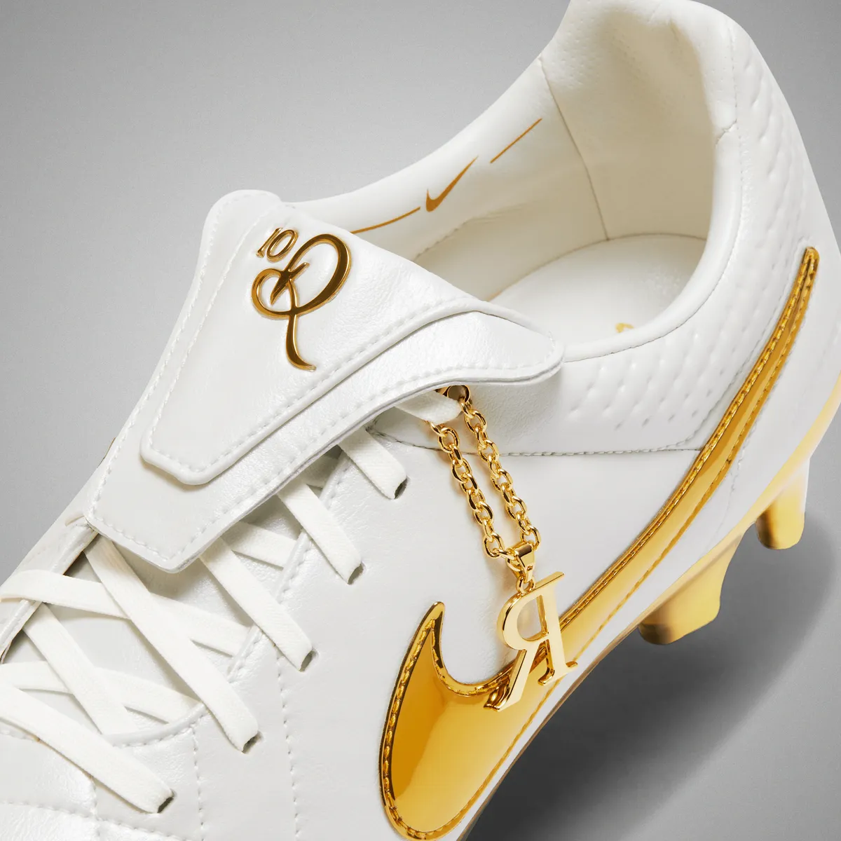 NIKE TIEMPO LEGEND RGN FG SE / ナイキ ティエンポ レジェンド RGN FG