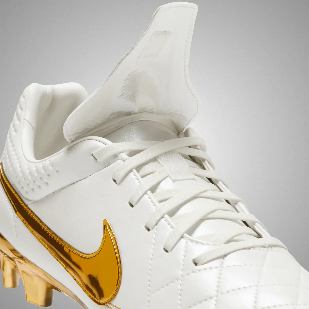 ナイキ ティエンポ エアレジェンド ホワイト/ゴールド Amazon | [ナイキ] ティエンポ レジェンド 10 アカデミー Tiempo