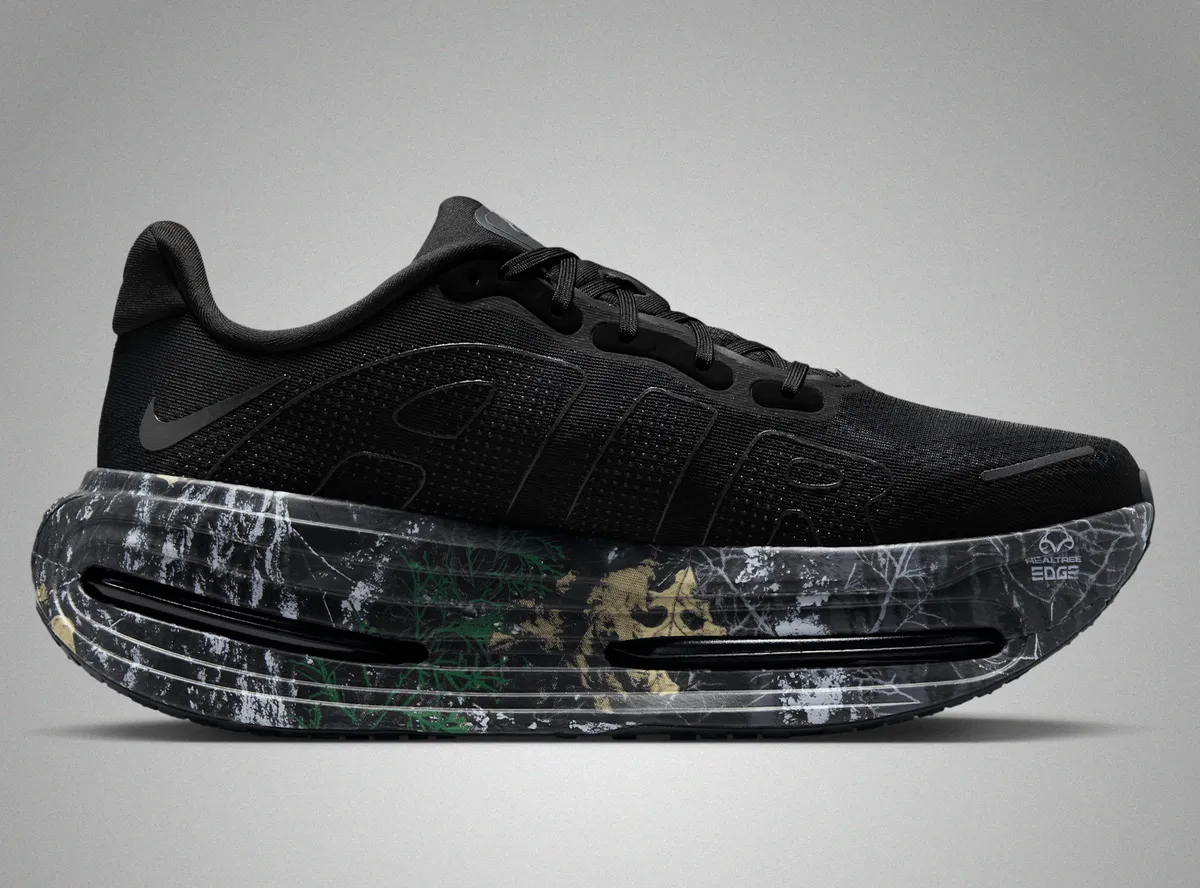 ブラックフライデーセール！！！Nike Vomero Premium 最大60%オフ