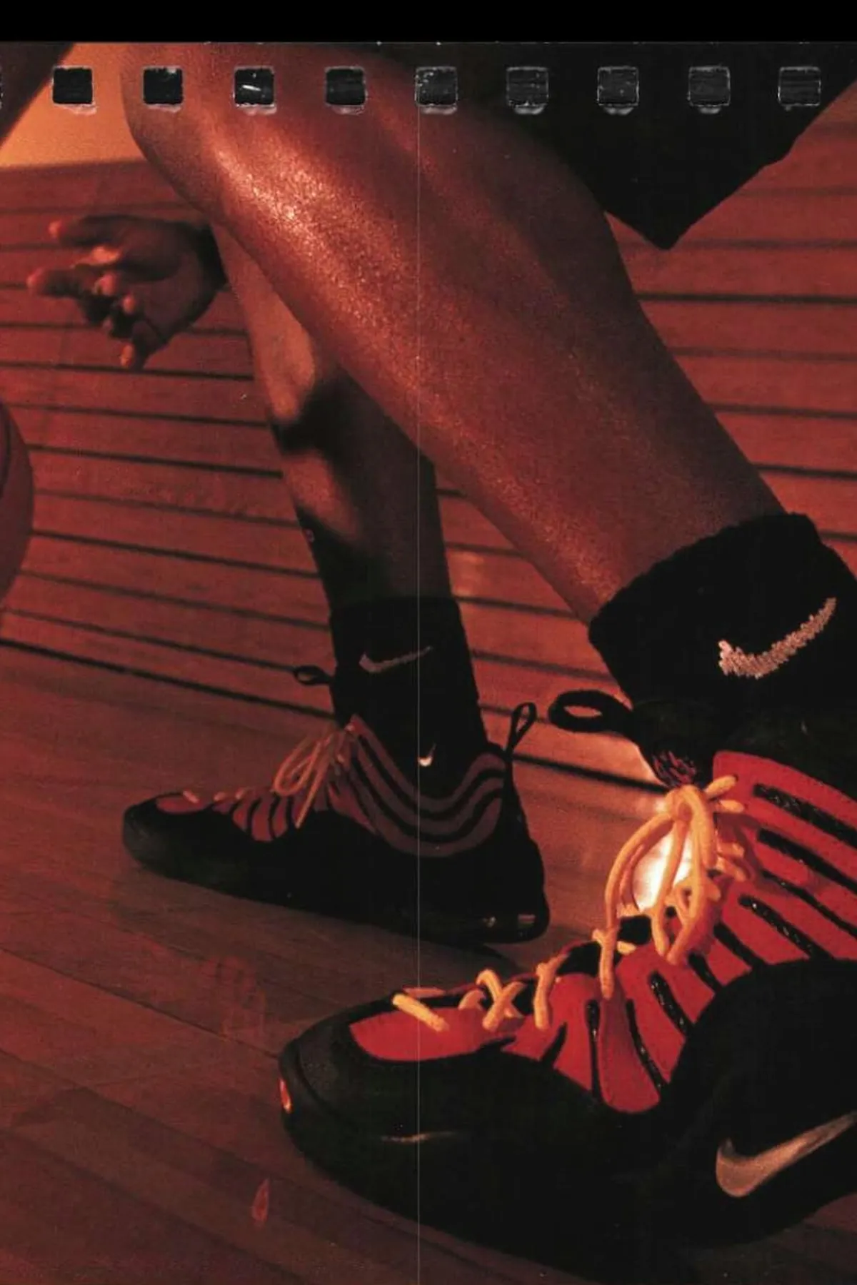 NIKE AIR BAKIN / ナイキ エア ベイキン Black University Red