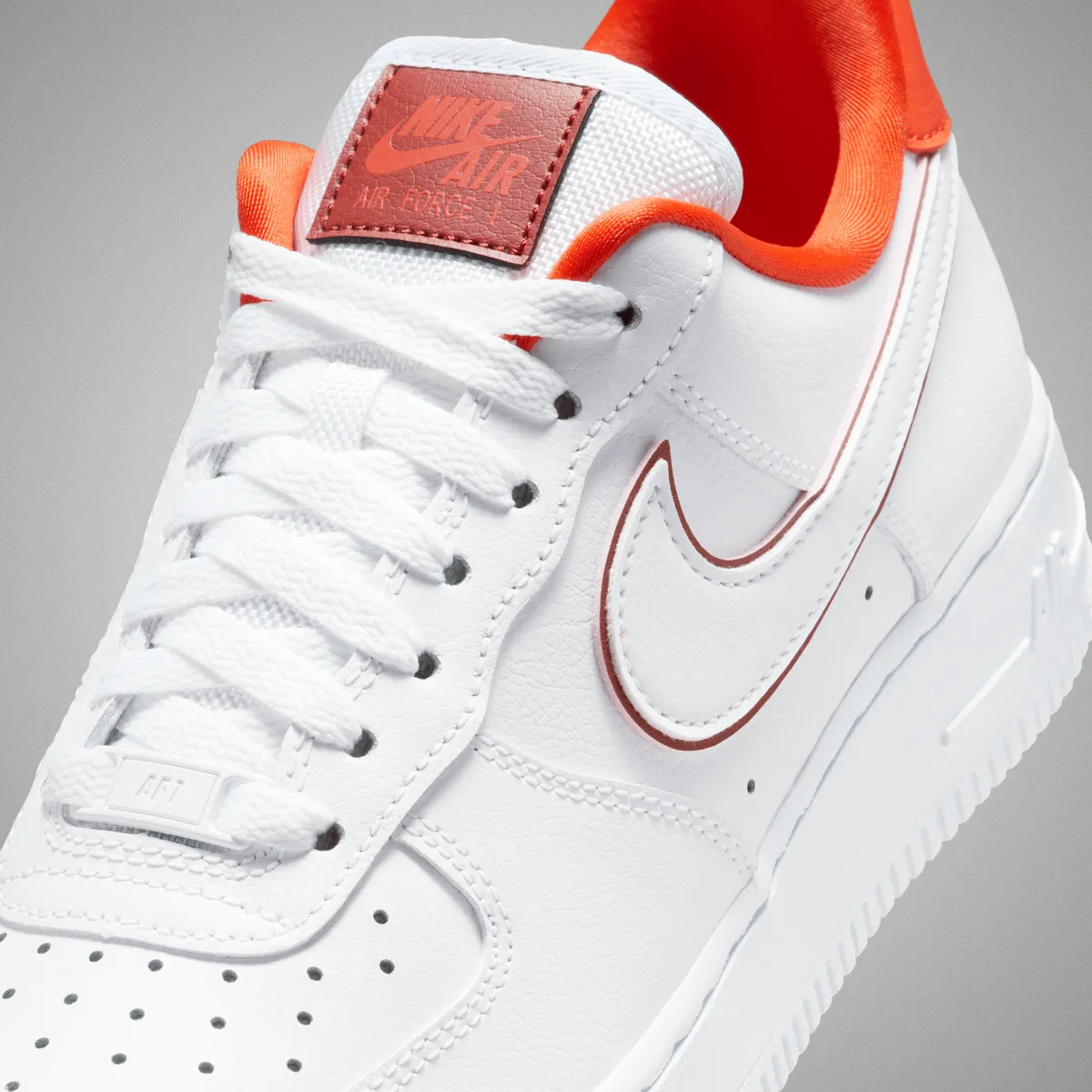 ほなみエア フォース 24㌢ ほなみ様専用エア フォース 24㌢ - メルカリ