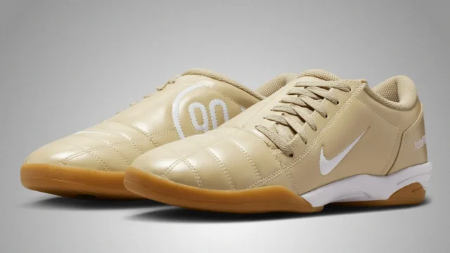 NIKE SABRINA 2 EP/ナイキ サブリナ 2 EP COCONUT MILK BAROQUE BROWN