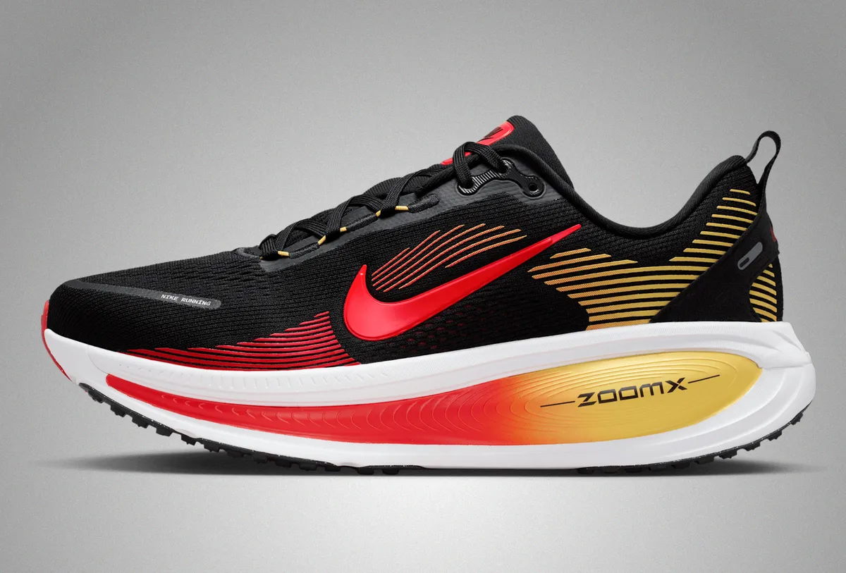 NIKE VOMERO 18 / ナイキ ボメロ 18 Black Light Crimson Topaz Gold