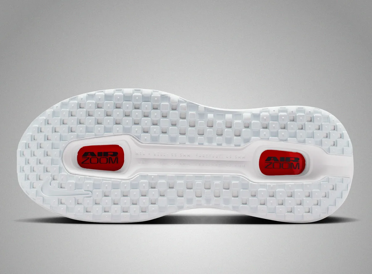 1/16発売 NIKE VOMERO PREMIUM / ナイキ ボメロ プレミアム White