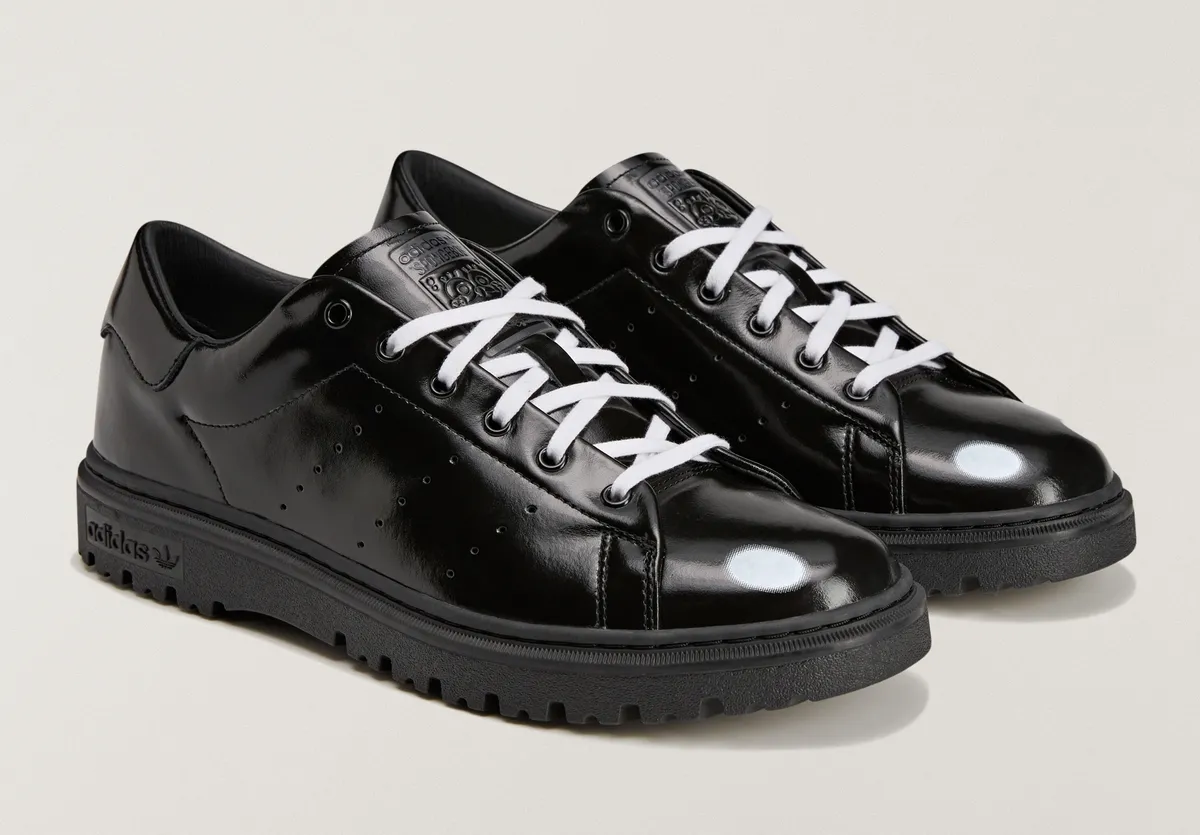 11/25発売 SPONGEBOB x ADIDAS ORIGINALS STAN SMITH FREIZEIT