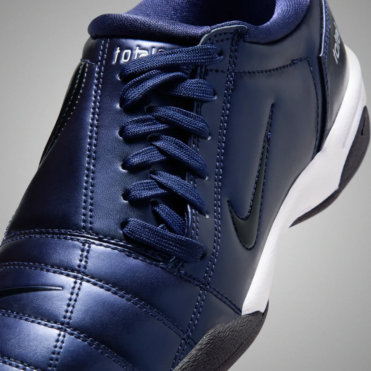 NIKE TOTAL 90 / ナイキ トータル 90 Midnight Navy White Black