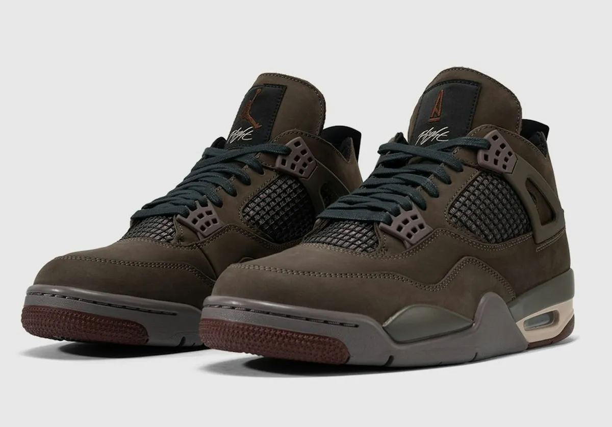 A Ma Maniere x AIR JORDAN 4 RETRO OG SP / ア・マ・マニエール x