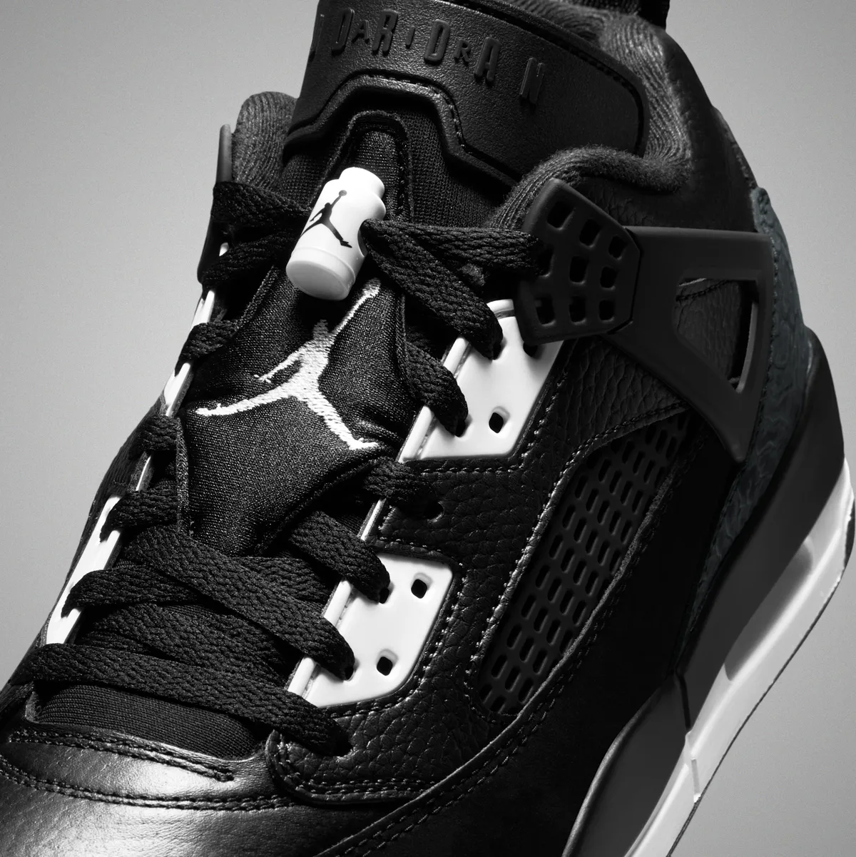 JORDAN SPIZIKE LOW / ジョーダン スパイジーク LOW Black White