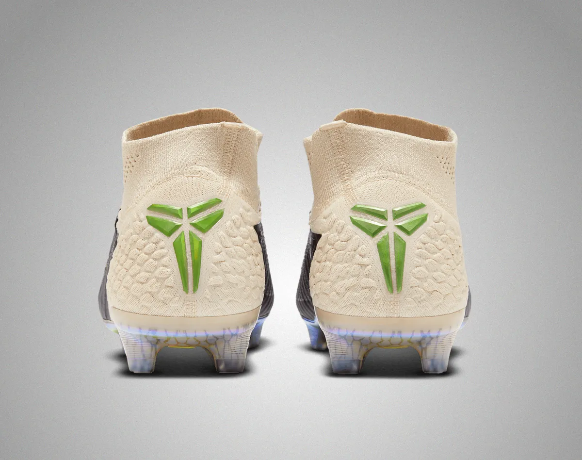 12/15発売 NIKE KOBE PHANTOM 6 LOW ELITE SE / ナイキ コービー