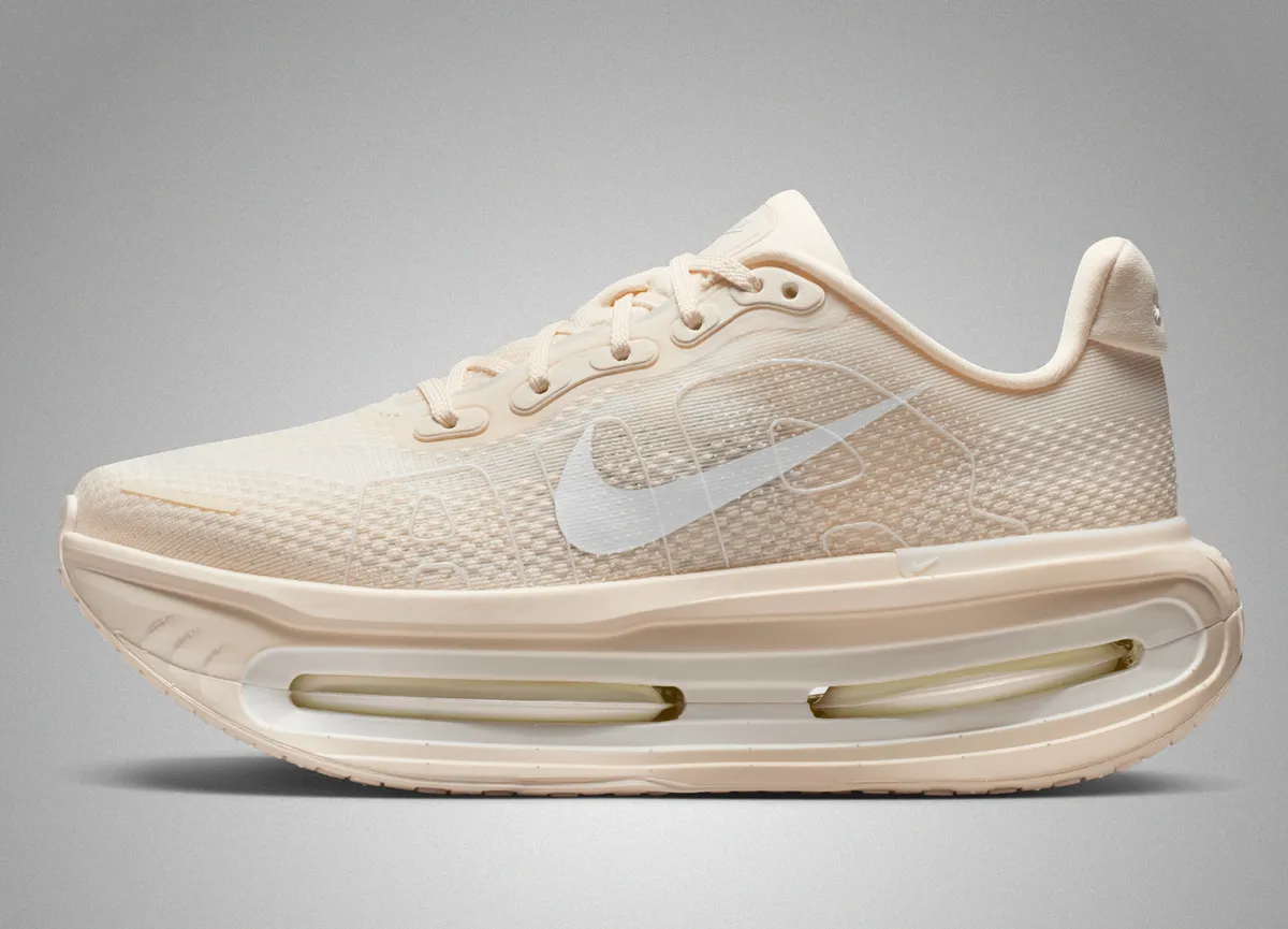 2/1発売 NIKE VOMERO PREMIUM / ナイキ ボメロ プレミアム Chalk Pale