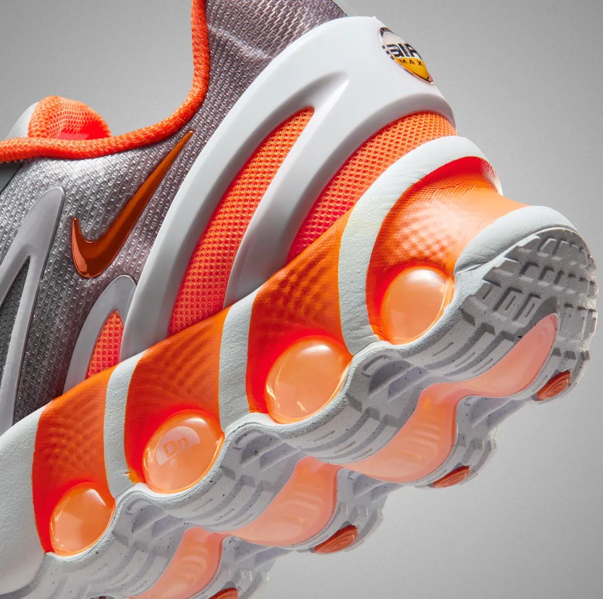 12/13発売 PALACE x NIKE AIR MAX Dn8 / パレス x ナイキ エア