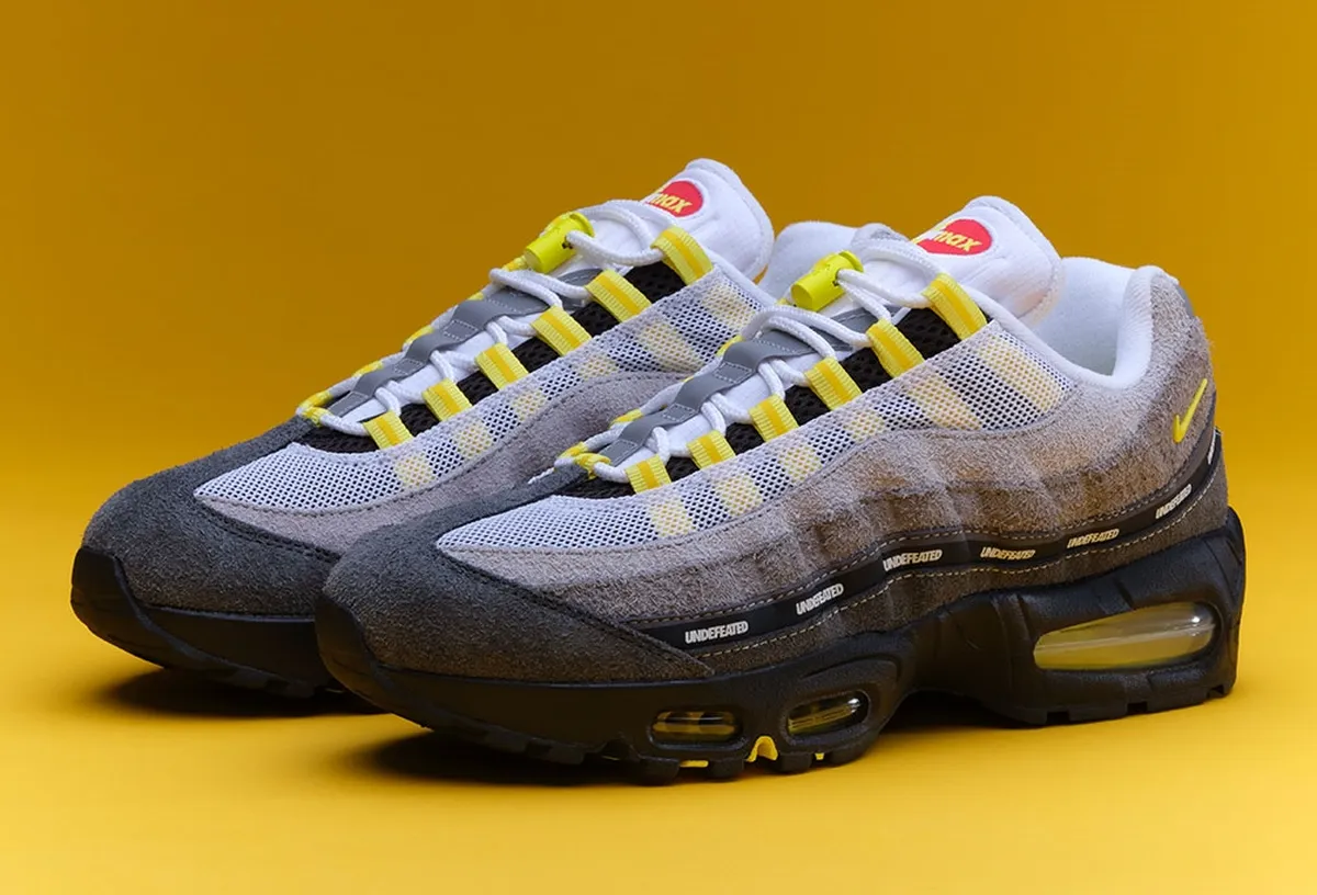 UNDEFEATED x NIKE AIR MAX 95 SP GEO / アンディフィーテッド x