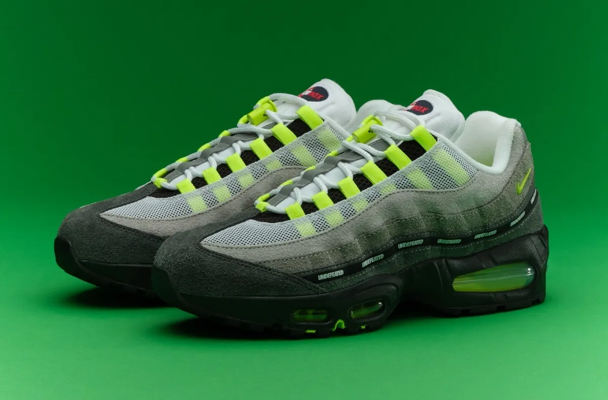 UNDEFEATED x NIKE AIR MAX 95 SP GEO / アンディフィーテッド x